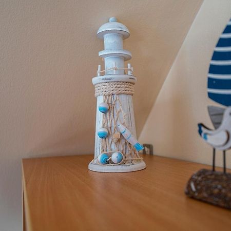 Bronisia Jastarnia Apartment ภายนอก รูปภาพ