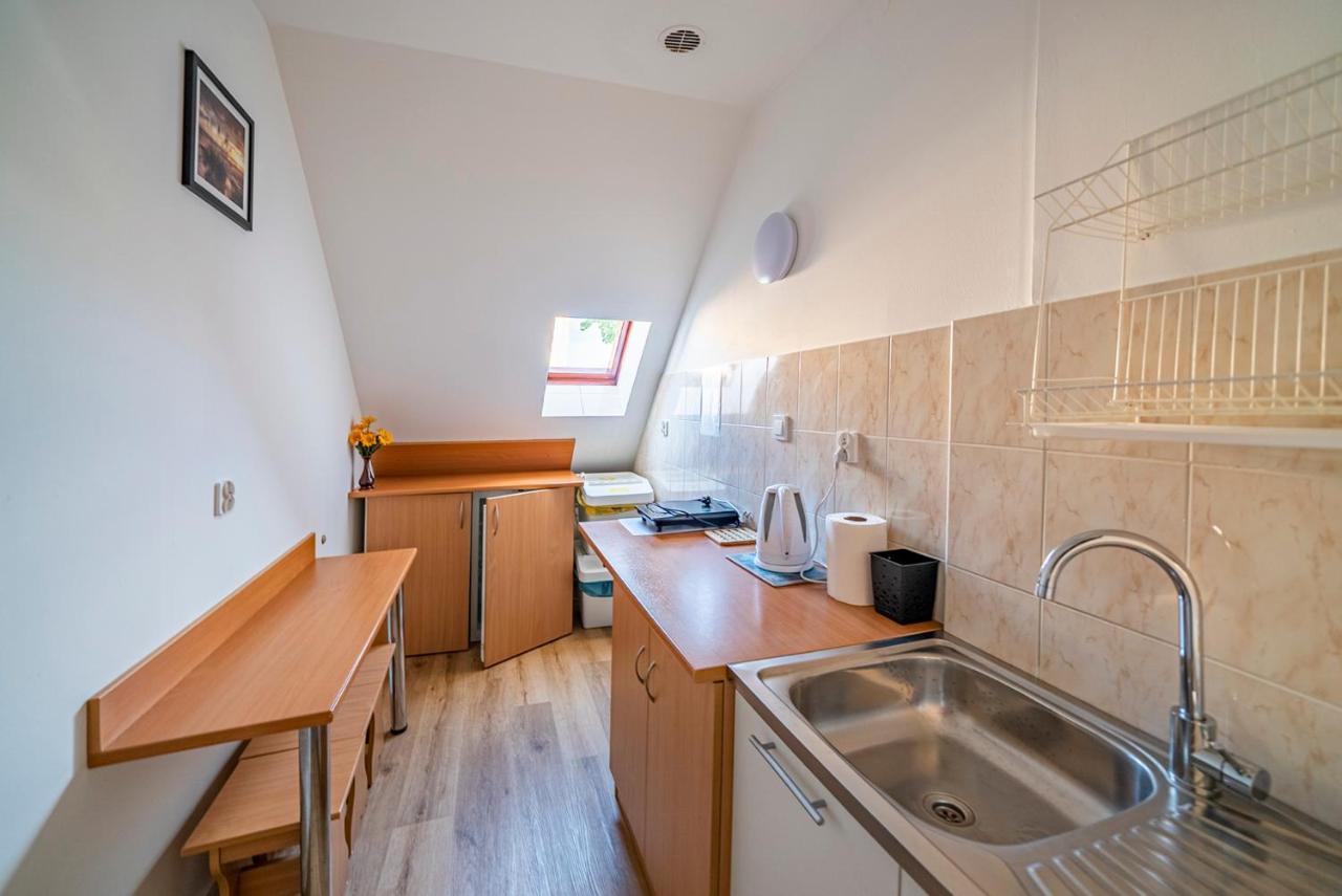 Bronisia Jastarnia Apartment ภายนอก รูปภาพ