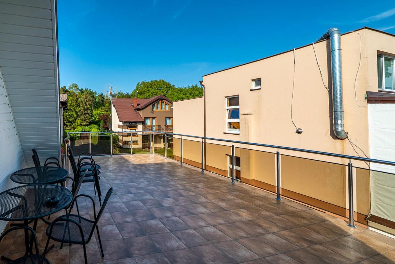 Bronisia Jastarnia Apartment ภายนอก รูปภาพ