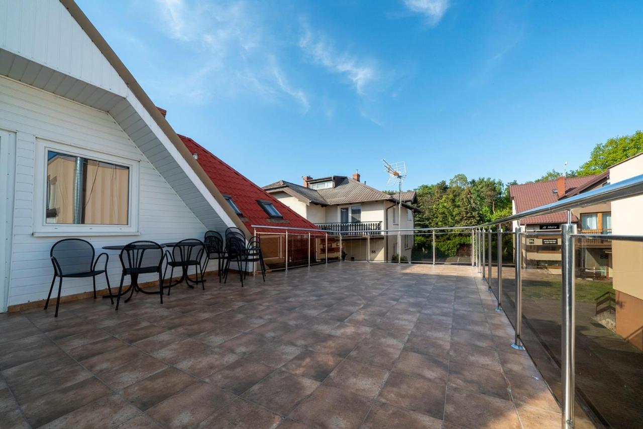 Bronisia Jastarnia Apartment ภายนอก รูปภาพ