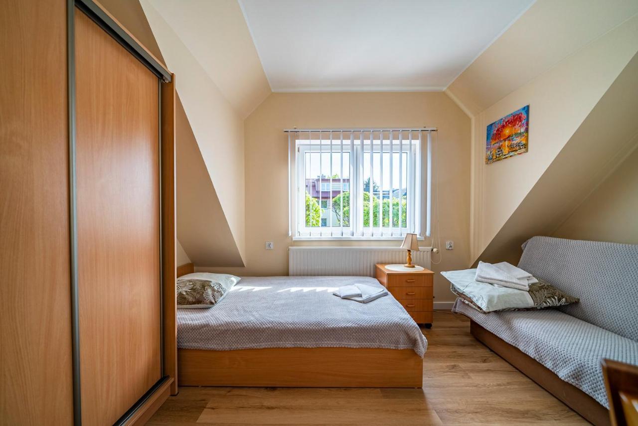 Bronisia Jastarnia Apartment ภายนอก รูปภาพ